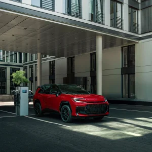 2026-Toyota-RAV4-PHEV_GRSport_0012.webp